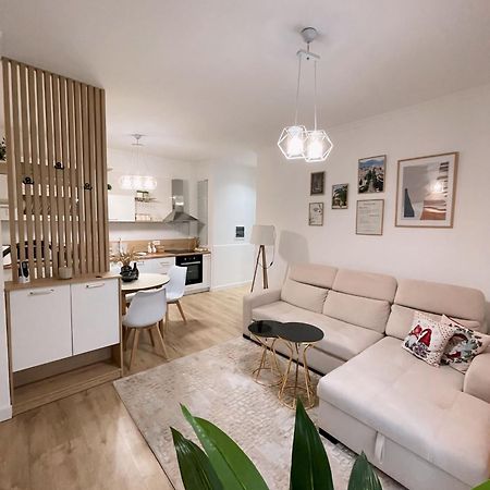 Kesa Apartment Korcza Zewnętrze zdjęcie