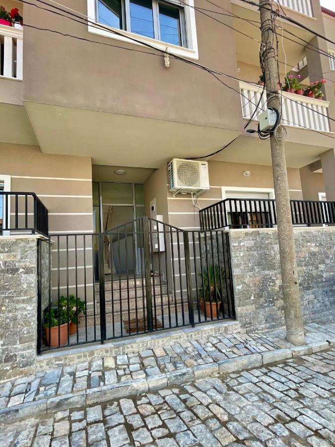 Kesa Apartment Korcza Zewnętrze zdjęcie